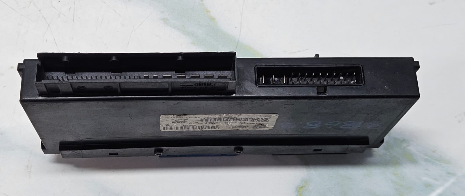 2007-2008 BMW E90 E92 E93 328i Junction box Body Control Module 9131777 OEM