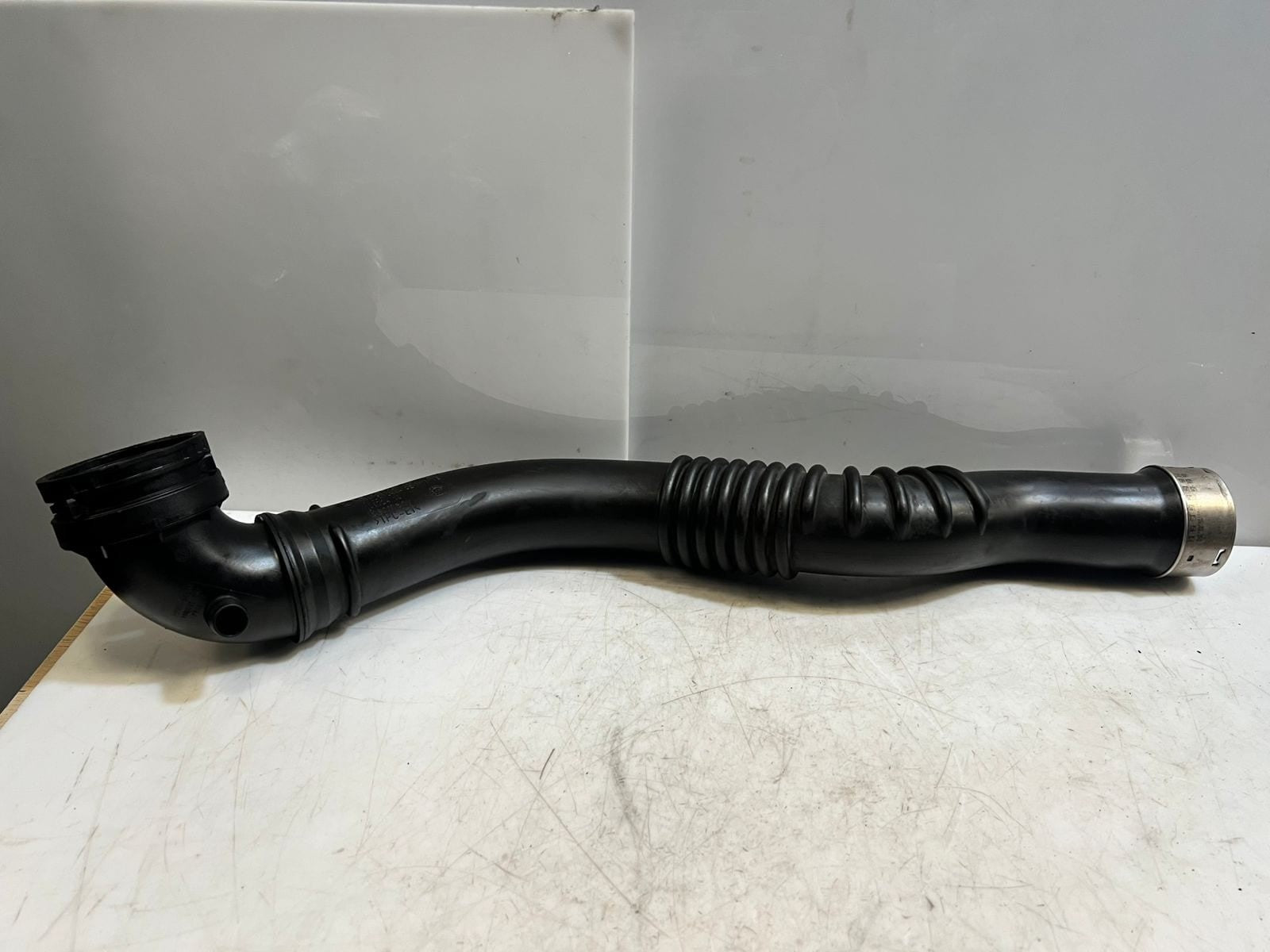 2012-2016 BMW 328i F32 F33 F36 F30 F31 N20 Turbocharger Intercooler Pipe 7597592