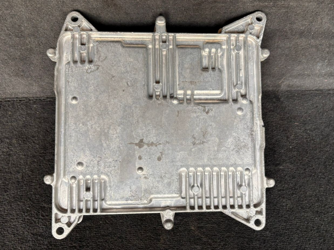 BMW 320iX N20 420xi ENGINE CONTROL COMPUTER ECU ECM DME 8610635