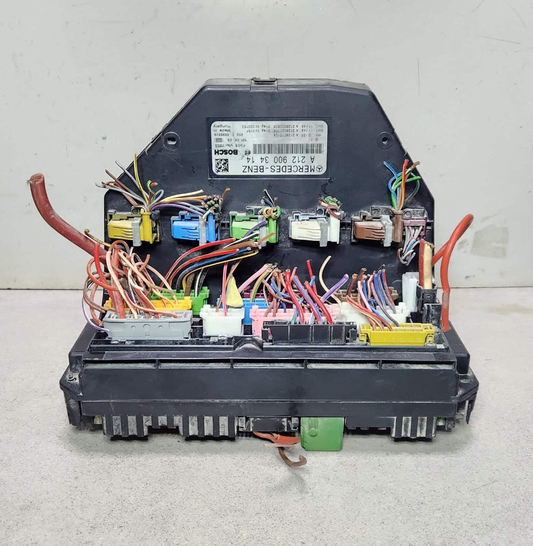 2008-15 Mercedes-Benz W212 Front Sam Fuse Box Control Unit A2129003414 X204 GLK