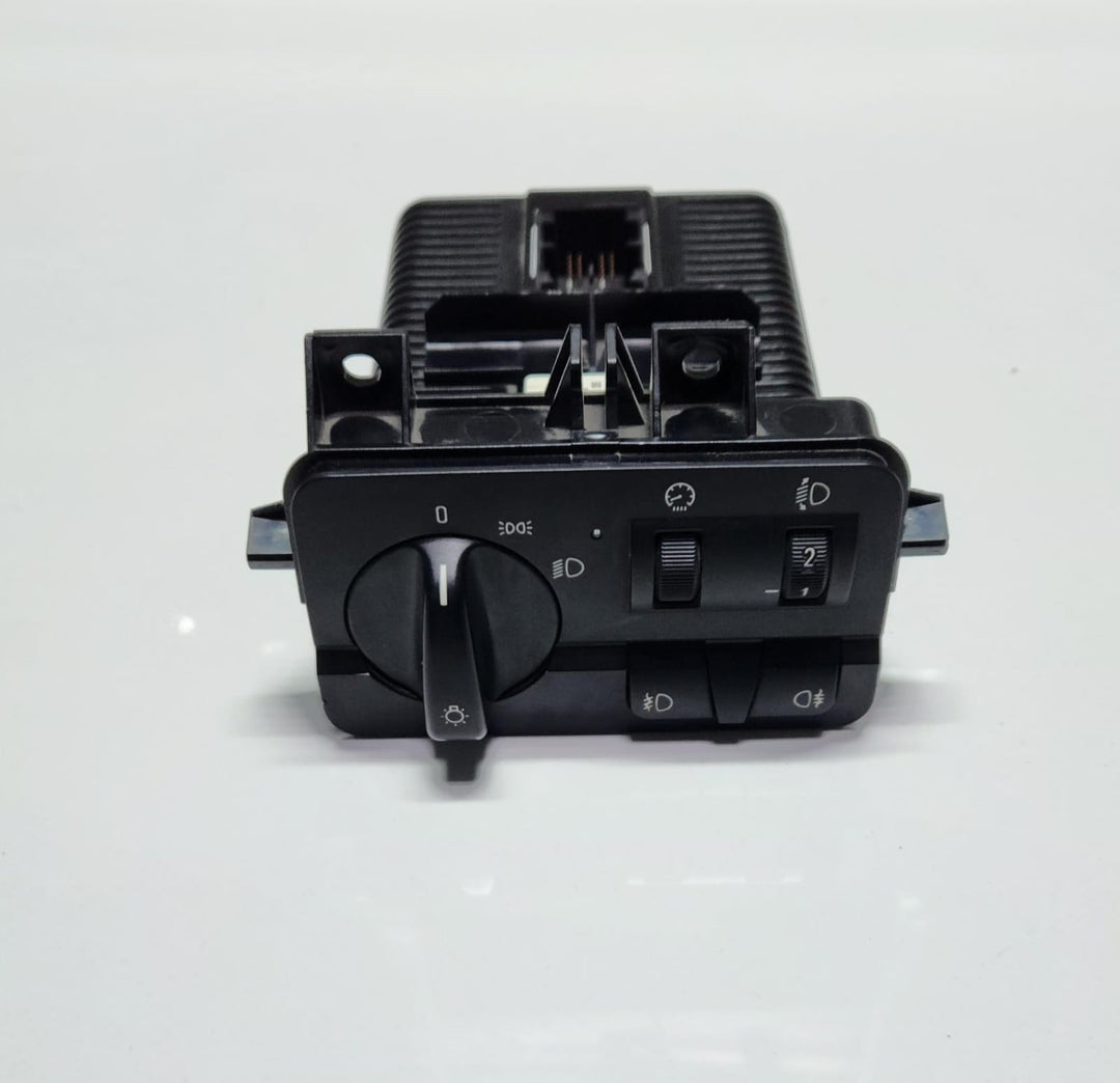 1997-2001 BMW 323i Headlight Control Module 6936832 E46 E39 and E53