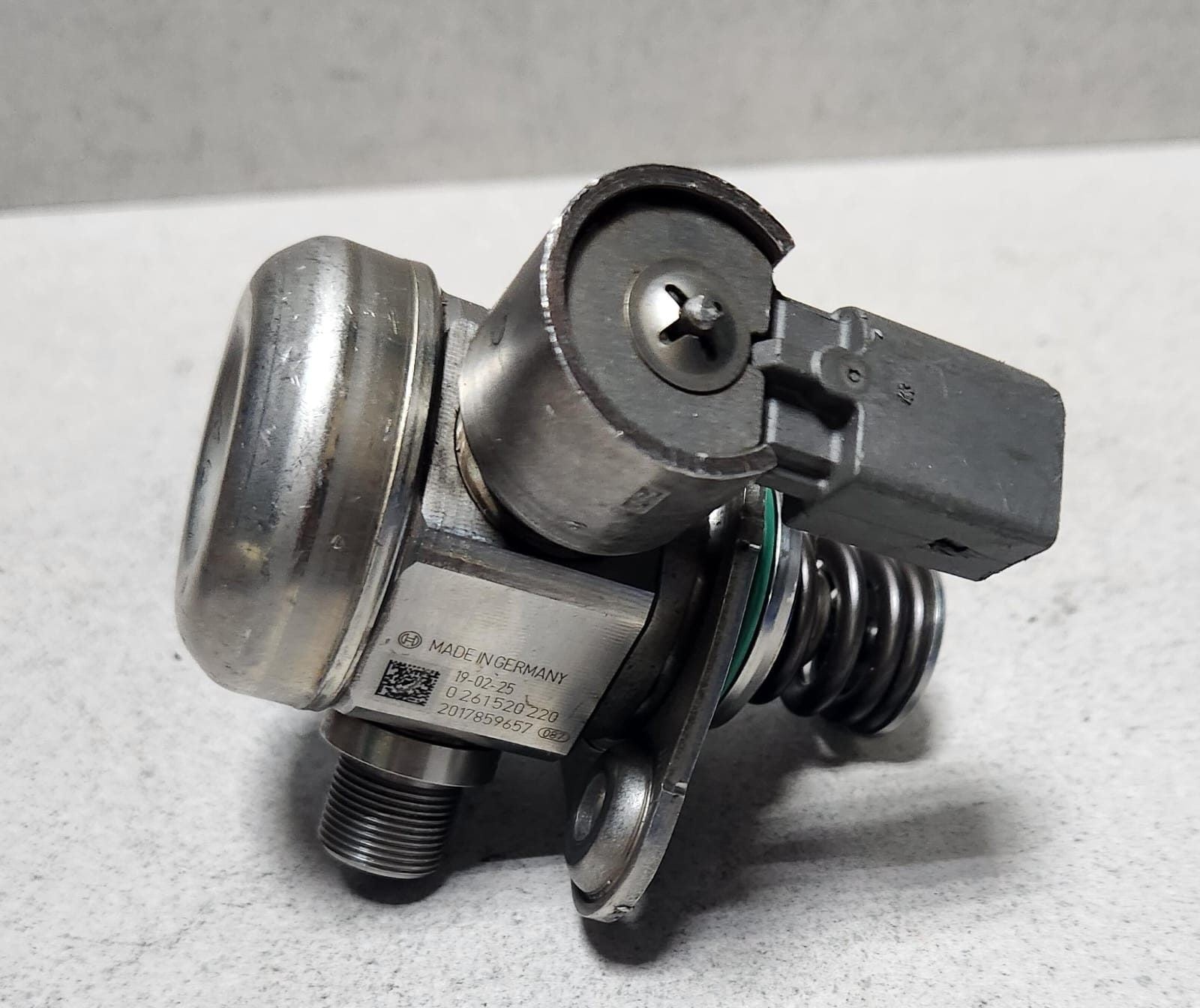 2012-2018 Mercedes-Benz CLS550 High Pressure Fuel Pump A2780701101