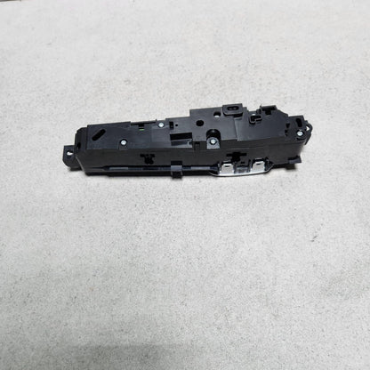 2017-2019 BMW X3 Center Console Operating Unit 6832014 G01 X3 G30 G31 G32 G38
