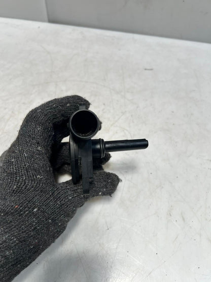 2003-2007 BMW 760Li E65 E66 E67 ENGINE Crankcase Vent Valve PVC 7549715 OEM