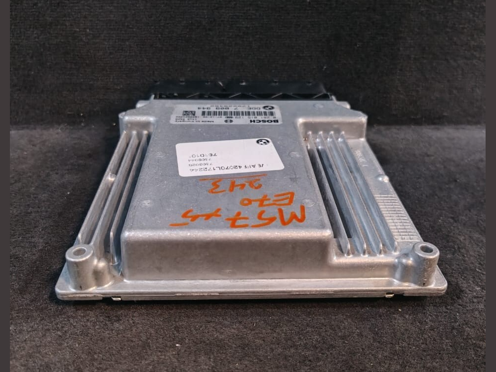 BMW X5 E70 E90 6 E60 3.0L  M57  ENGINE CONTROL UNIT  DDE ECU ONLY -  7 809 944