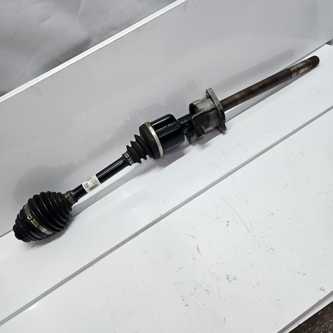 2016-2019 BMW F48 F39 X1, X2 Front Right Drive Shaft Axle 8611938 OEM AWD