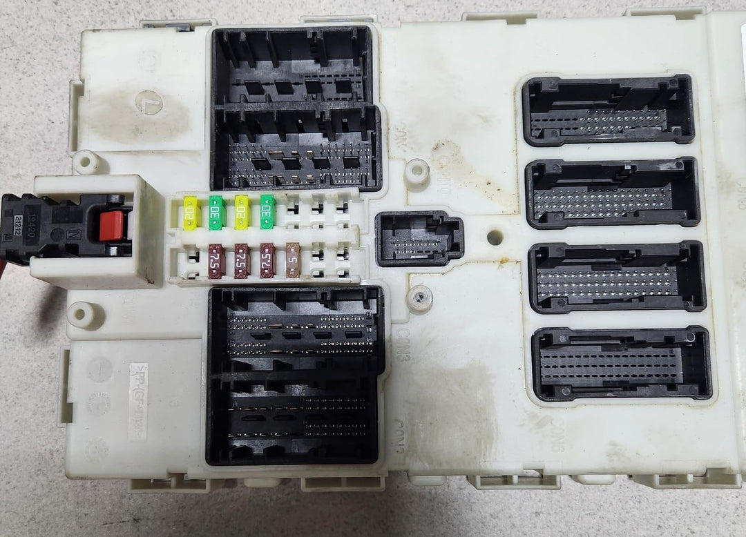 BMW Engine Control Unit DDE 8598759 ECU SET 320D 2017 B47 RHD 