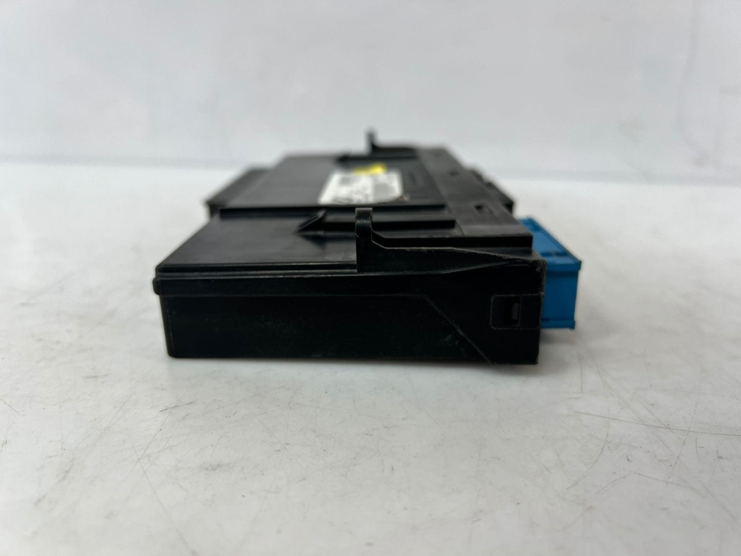 2011-2017 BMW X3 F25 and X4 F26 Body Control Module Junction Box 9305712 OEM