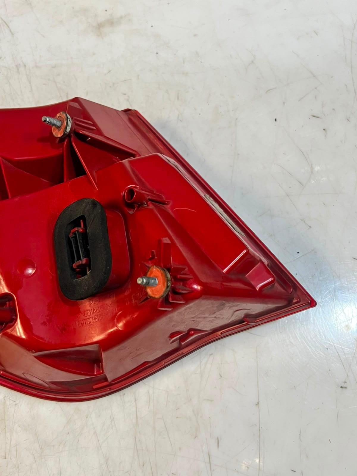 2009-2012 BMW 7 Series F01 F02 750i N63 Right SIDE Tail Light 7182202 LHD OEM