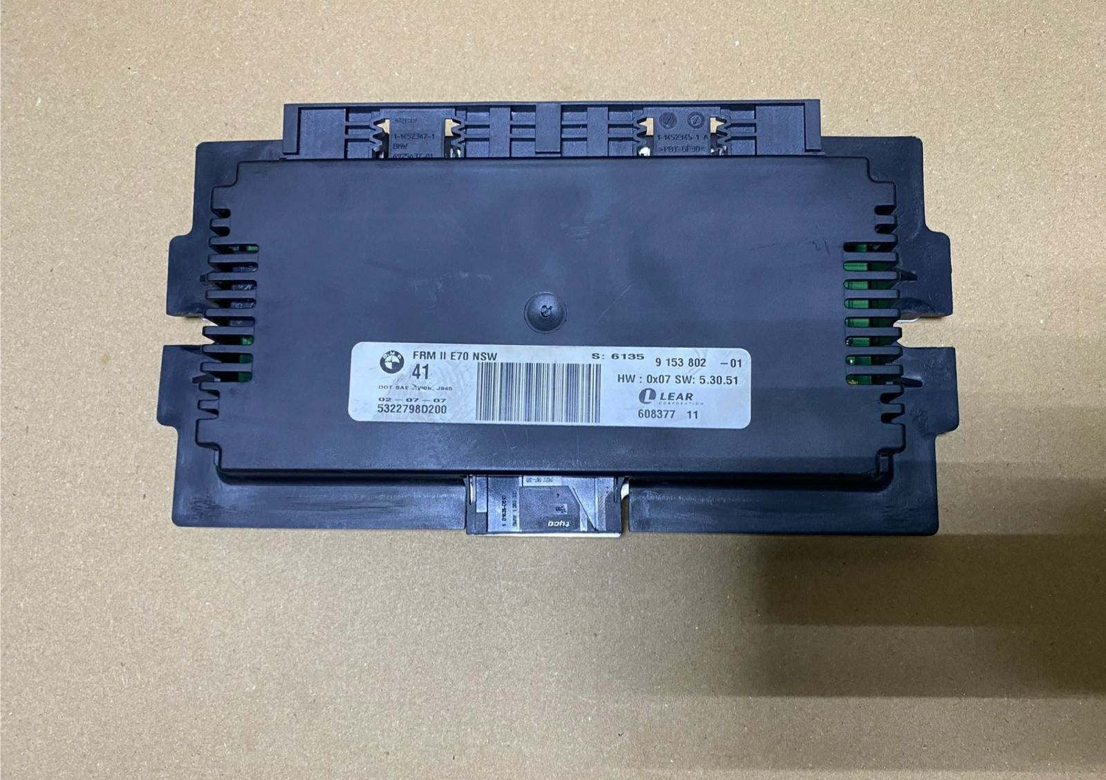 BMW Footwell Light Module Control Unit 9153802  X5 E70 