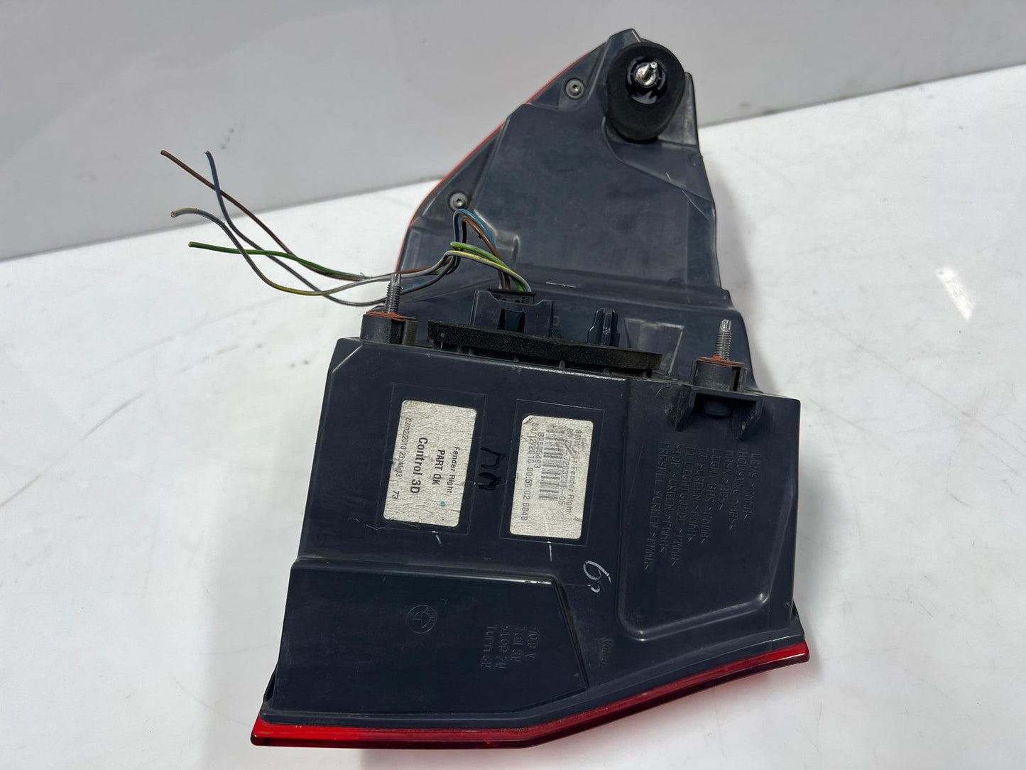 OEM rear tail light for BMW 5 Series F11 Touring 7203234
