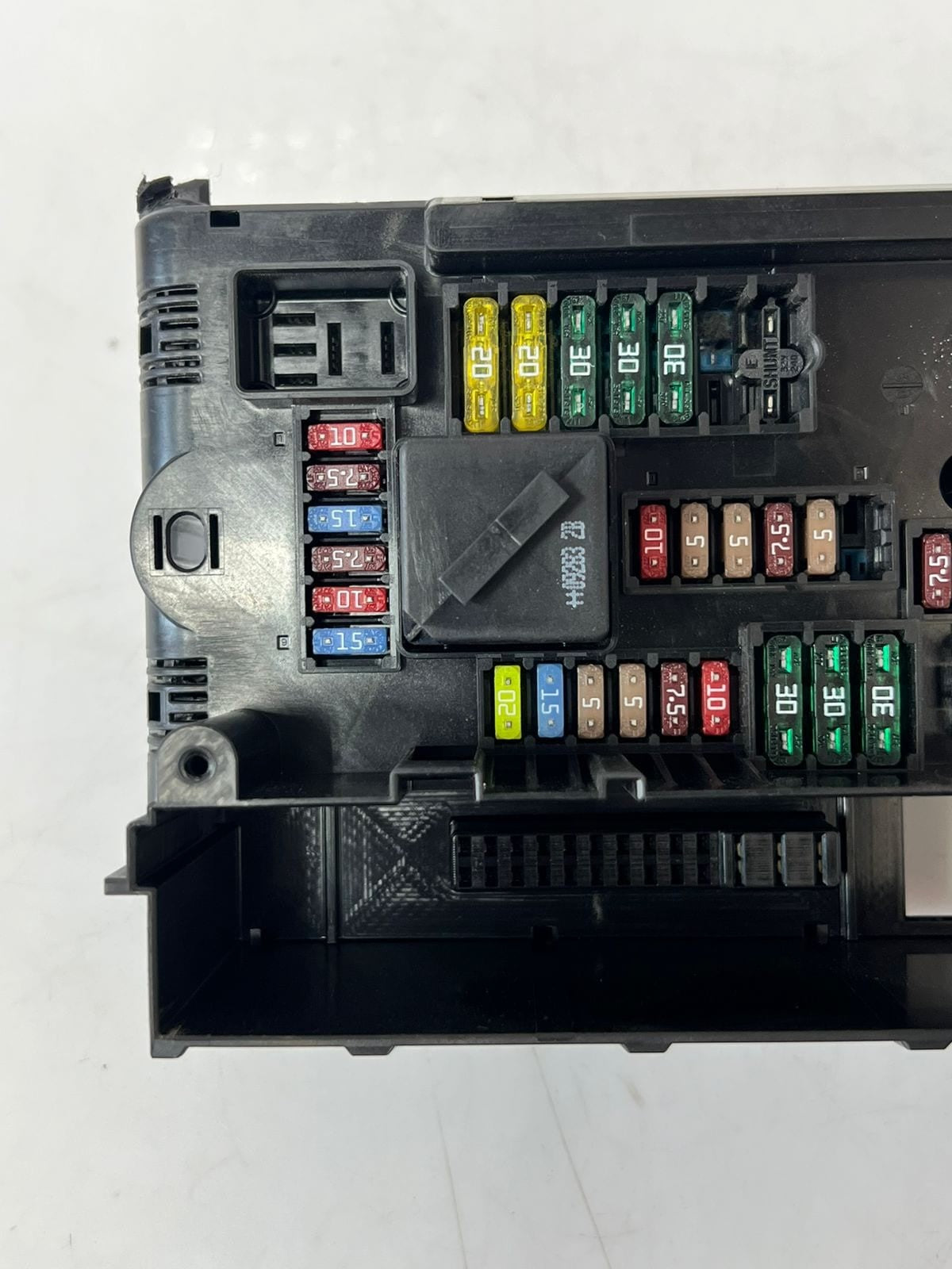 2011-2016 BMW 528i F10 F18 F07 F11 Front Power Distribution Fuse Box 9210861 OEM
