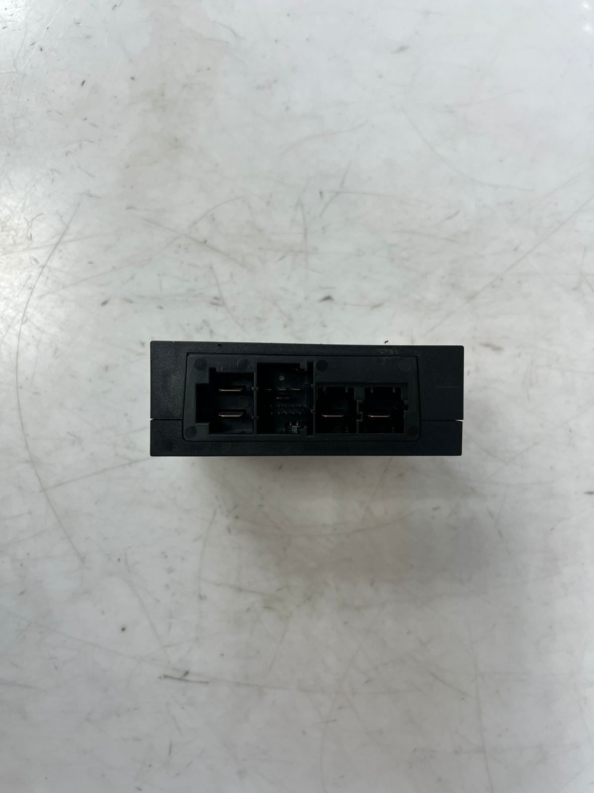 2004-2005 BMW 745i 750I Integrated Supply Module 7510638 OEM