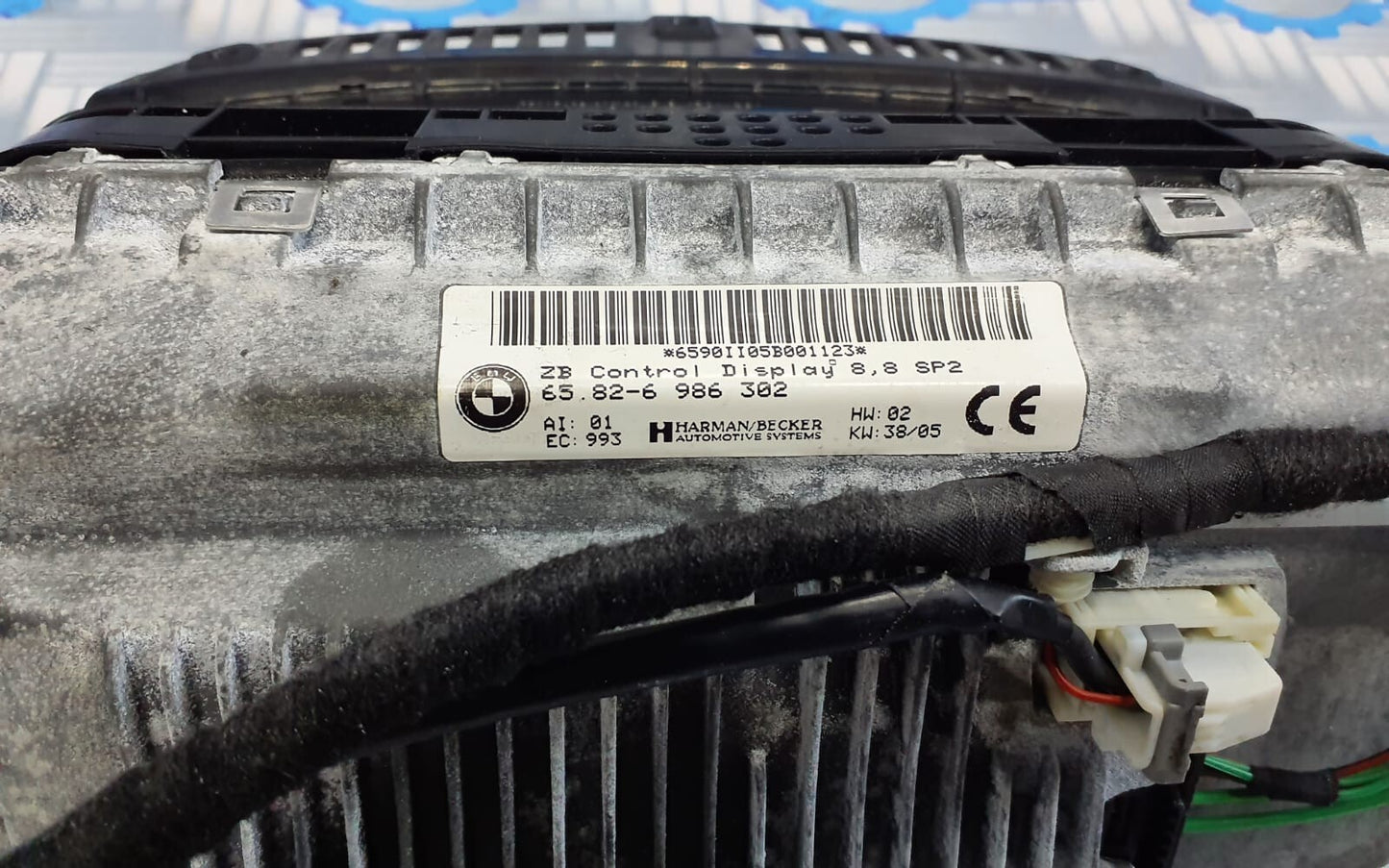 BMW E66 2005  MULTI FUNCTIONAL DISPLAY  6986302