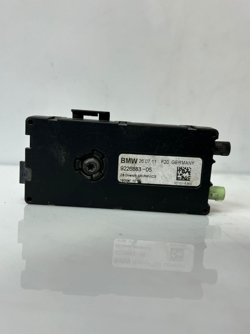BMW F20 radio signal Antenna Amplifier AM/FM 9226883 OEM