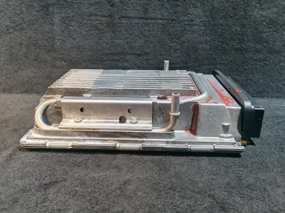 BMW 750Li N63 F10 N63 F07 ENGINE CONTROL UNIT ECU MODULE ECM 7598345  DME