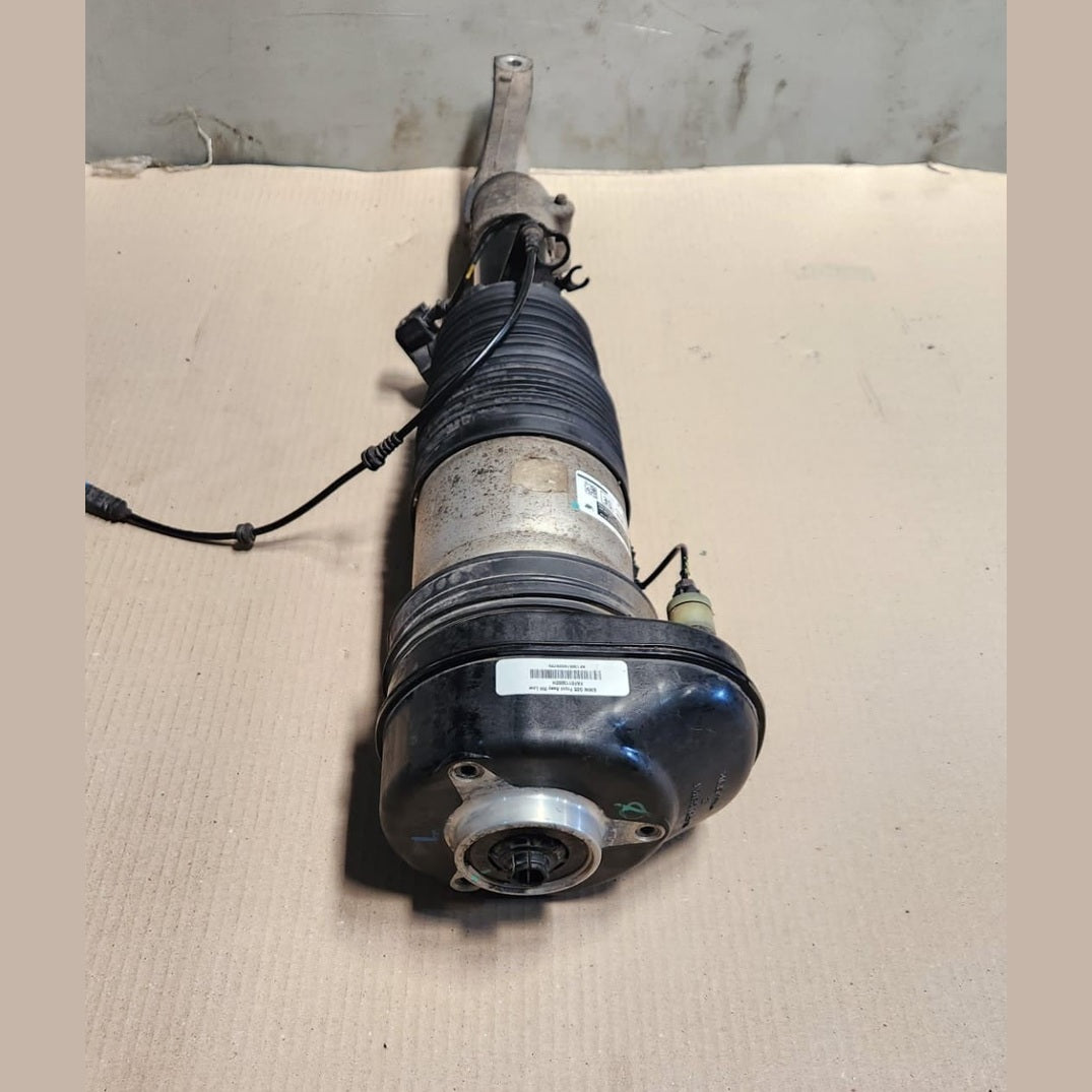 2020-2023 BMW X7 G07 Air Shock Absorber 7831561 X5 G05 and X7 G07 FRONT RIGHT