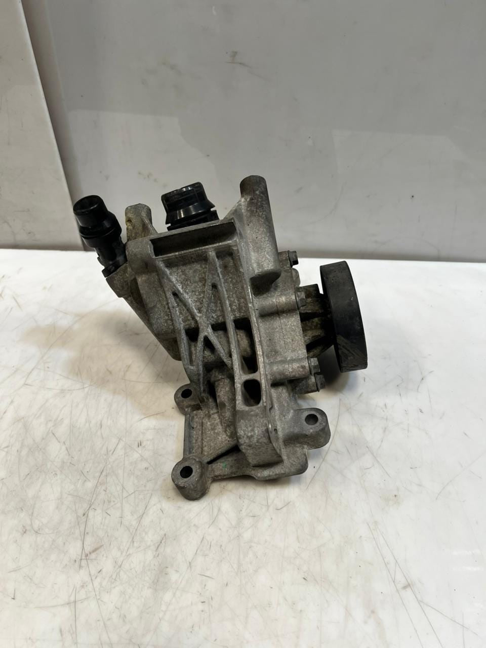 2011-2016 BMW 528i F10 F11 MINI R56 LCI Cooper SD N47 N57 Water Pump 7823008