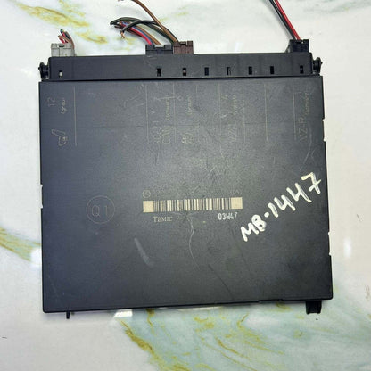 1998-2005 Mercedes-Benz S600 Rear Seat Control Module A2208201385 W220 S-Class