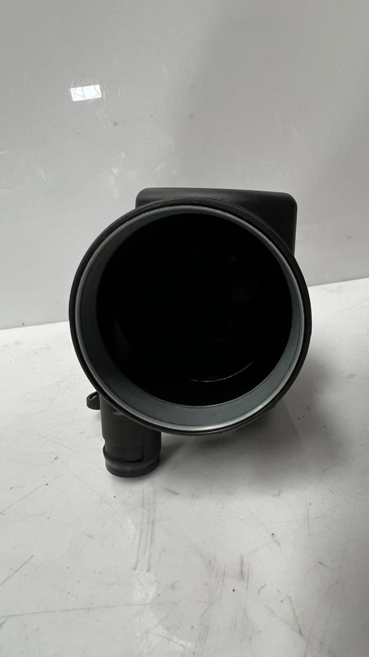 BMW Air Channel 1371 7843277 5 Series F10 and 6 Series F06, F12, F13