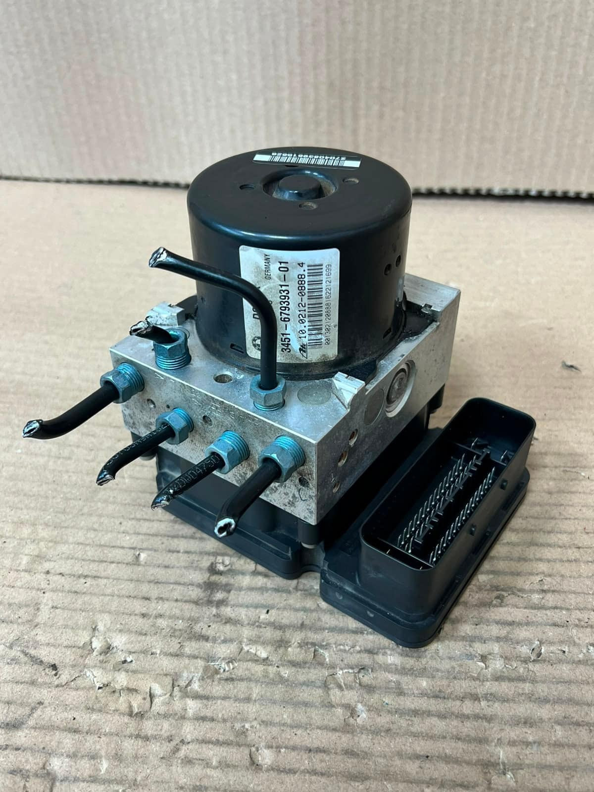 2012-2013 BMW 335i F30 F20 ABS BRAKE Pump Control Module 6793931 OEM