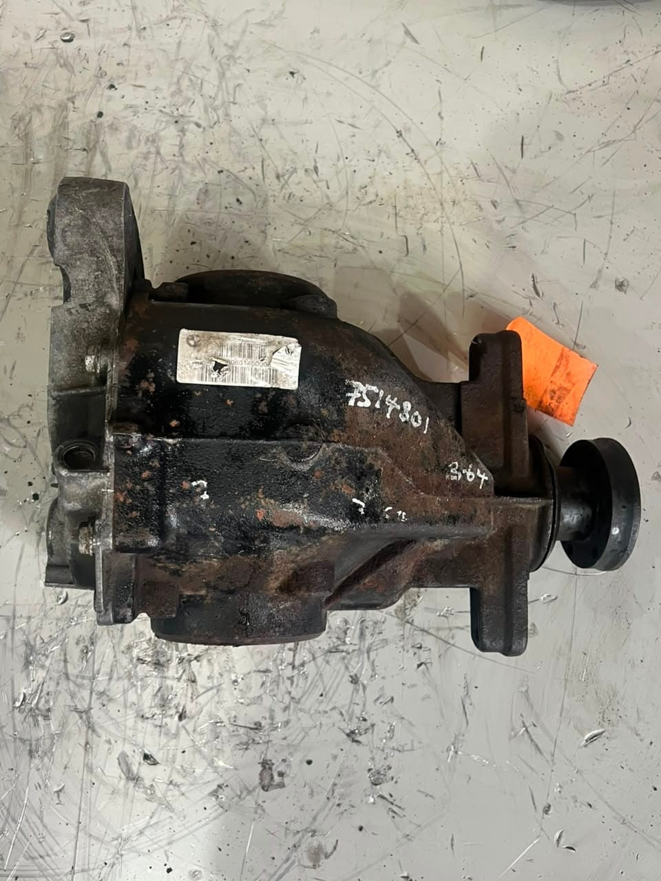 2005-2008 BMW 7 E66 730I 3.0 Series Rear Axle Differential 7514801 RATIO 3.64