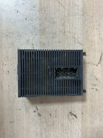 BMW X3 series E83 HEADLAMP LIGHTING LIGHT CONTROL MODULE LCM LM MAN LWR 3413318