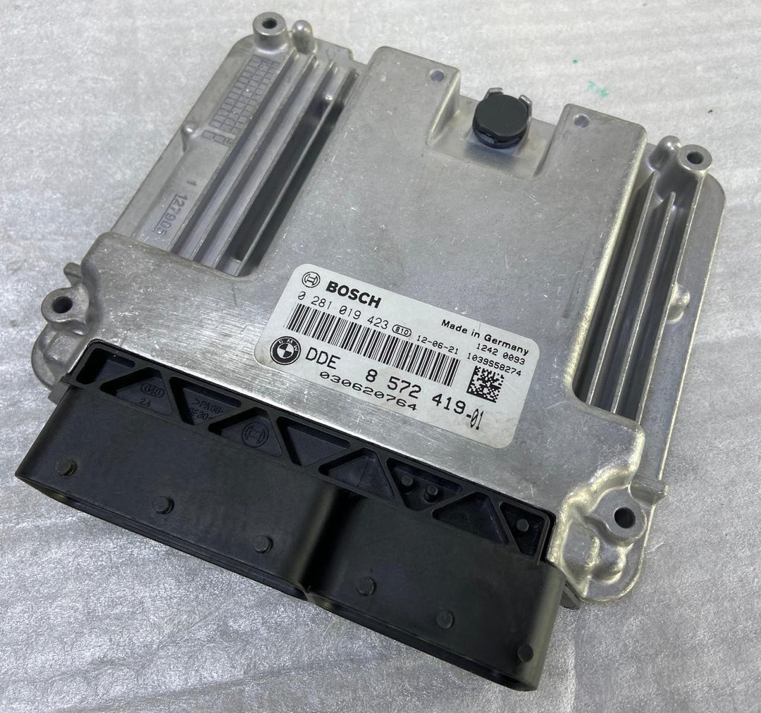 OEM BMW X3 F25 N47N ENGINE CONTROL ECU UNIT MODULE DDE ECU SET 8572419