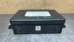 Bild in die Galerieansicht laden, 14-19 Mercedes-Benz CLA250 Parking Brake Control Module Unit A246 9004512 Oem