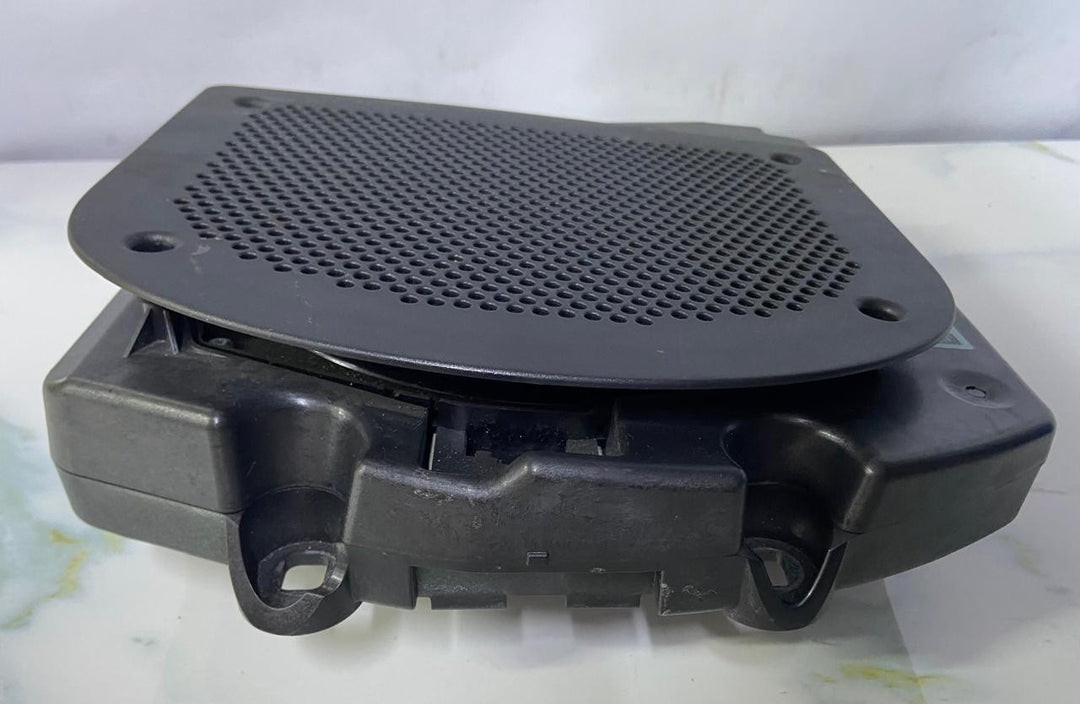 OEM BMW 7 F01 F02 F03 F04 Front Subwoofer Speaker RIGHT Side 9227482