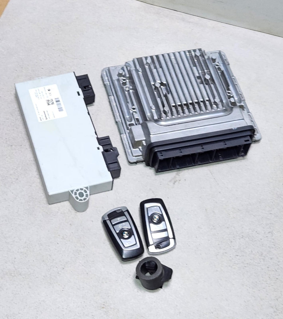 2011-2013 BMW F02 740Li N54 Engine Control Unit 7600090 7 SRE AUTOMATIC ECU SET