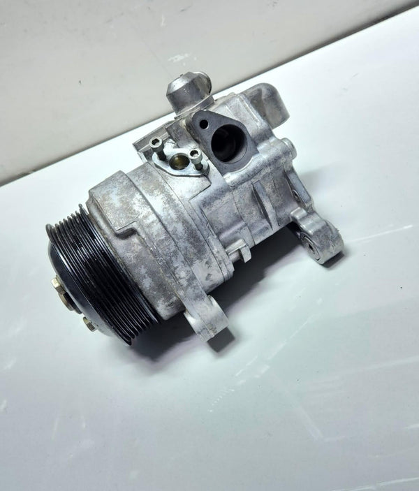 2014-2018 BMW X6 Power Steering Pump 6856684 X5M F85 and X6M F86 OEM