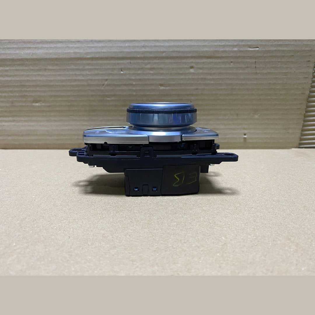 BMW Controller Touch 6829077 7-Series G11 G12 NBT EVO