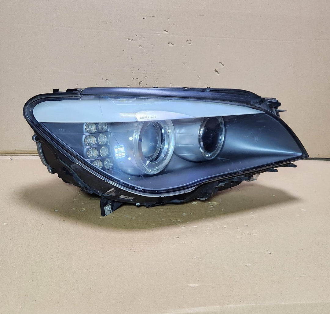 BMW Xenon Headlight Right Bi Xenon 7225230 7 Series F01 F02