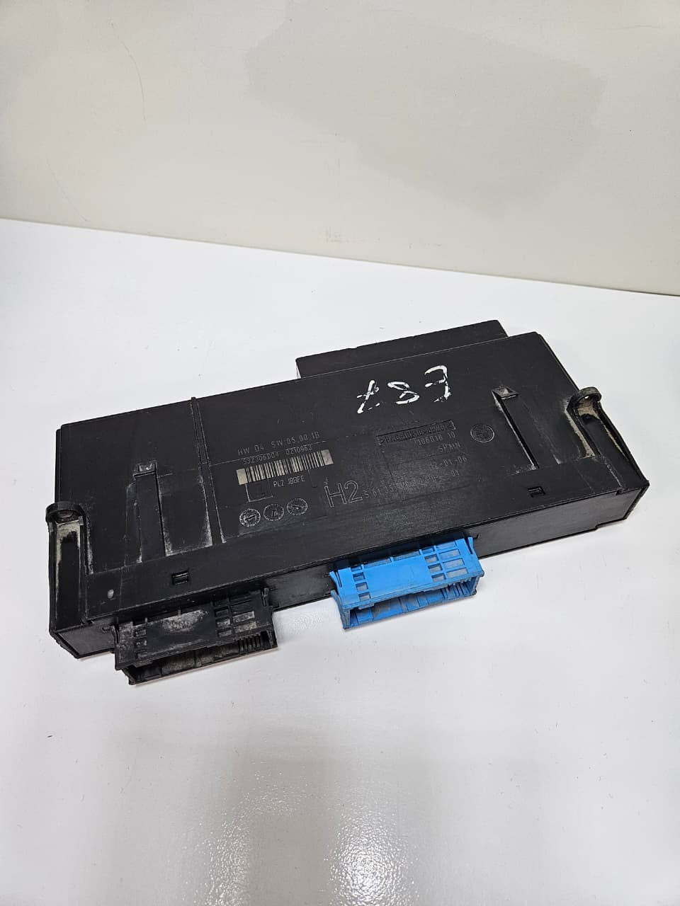 OEM BMW E87 1 SERIES BODY CONTROL MODULE 6983304