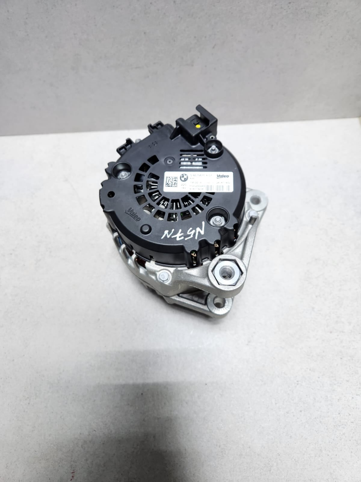 2015-2019 BMW X6 Alternator 8570675 X5 F15 and X6 F16 N57 DIESEL 