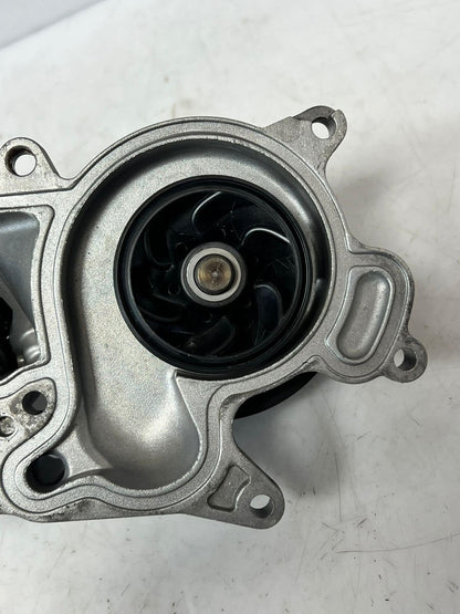 BMW 1 Series F20 F21 and 3 Series E92 N47D20C Water Pump 7810833