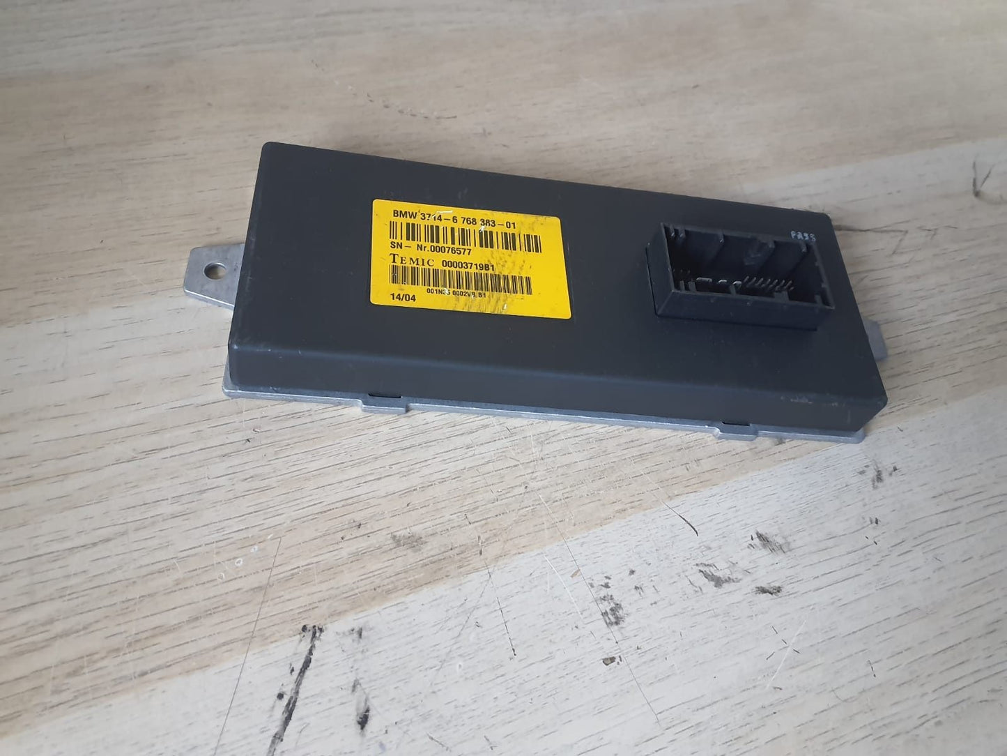 2002-2005 BMW 745i Dynamic Drive Control Module 6768383 E60 E61 5' E65 7'