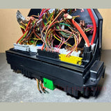 10-16 Mercedes-Benz W212 W204 Front SAM-Modul Relais Sicherungskasten A212 9008307 OEM