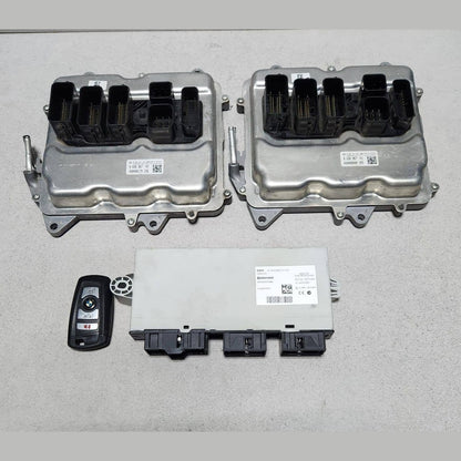 2014-2016 BMW 550i Engine Control Module 8636967 550i and X5 N63N