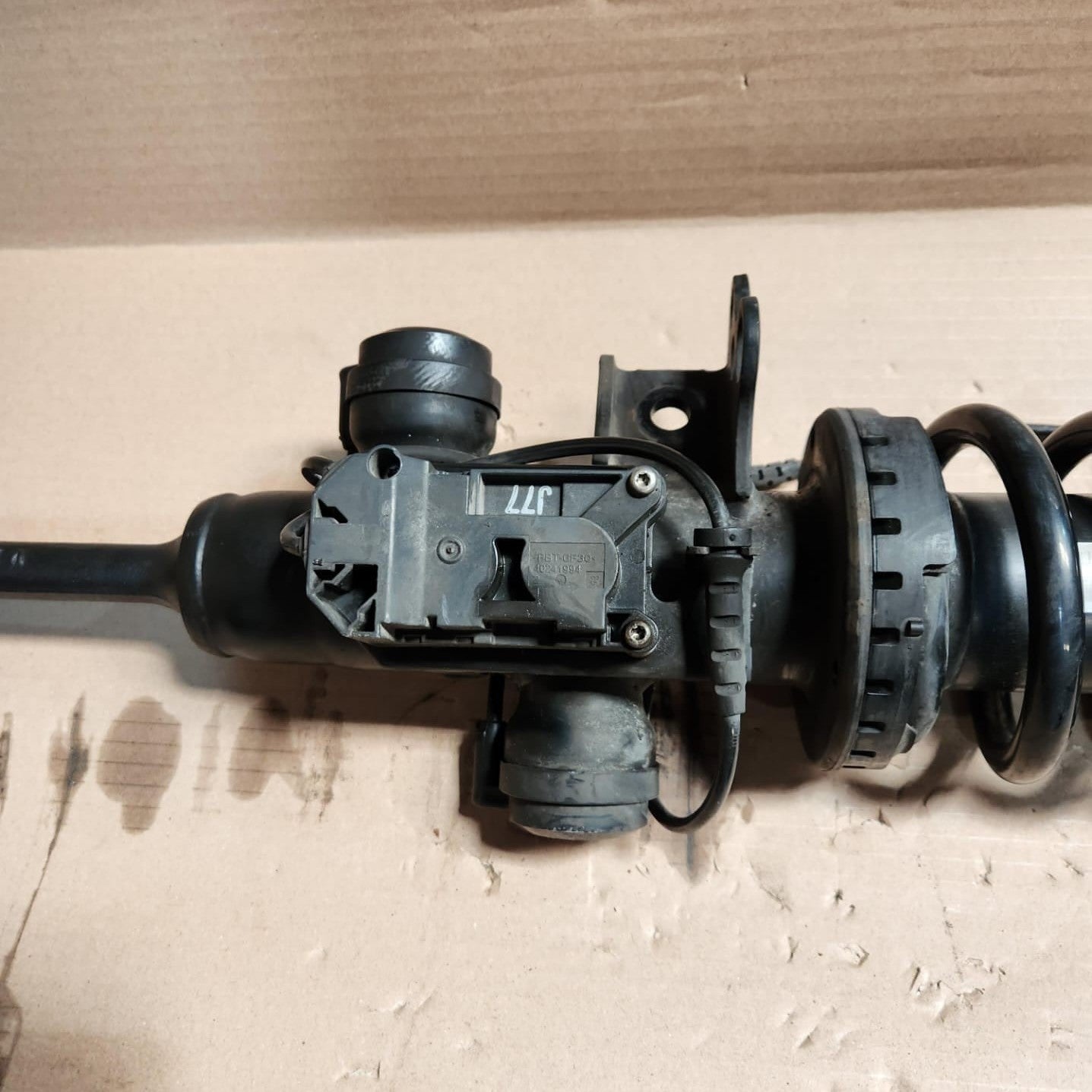 2009-2012 BMW 750i Front Left Spring Strut 6796925 750Li 740Li and Alpina B7