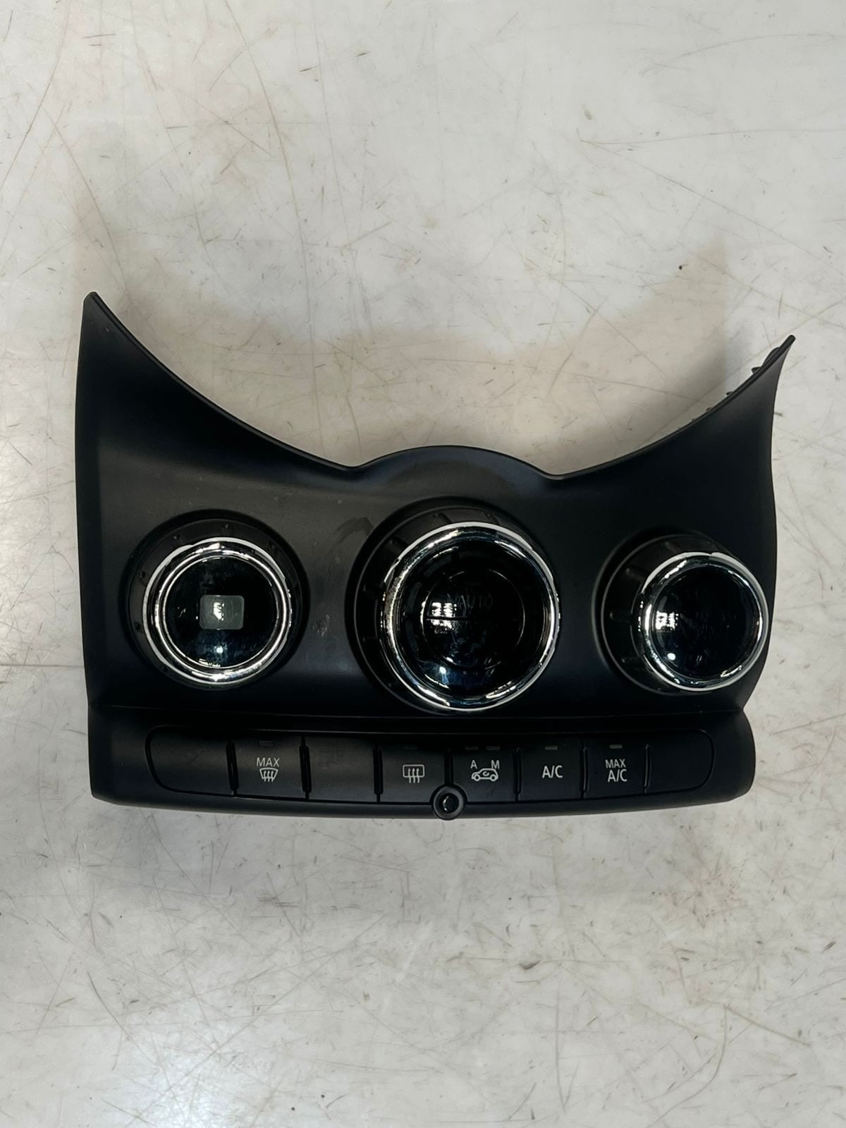 2015-2016 MINI Cooper F55 F56 F57 Automatic Air Conditioning Control 9354509