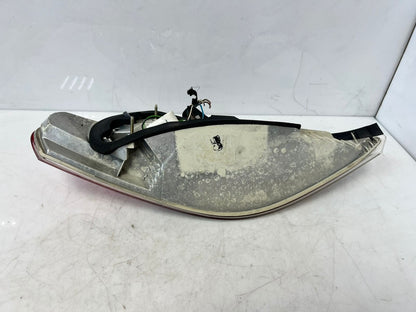 2006-2007 BMW M6 E63 E64 6' 640I 645I RIGHT SIDE Tail Light LED 7170976 OEM
