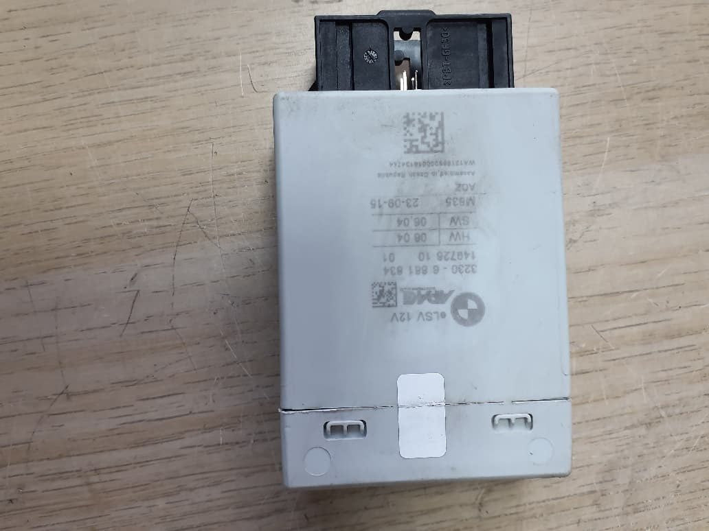 2016 BMW 750i Steering Column Control Unit 6881834 7 Series G11 G12 models