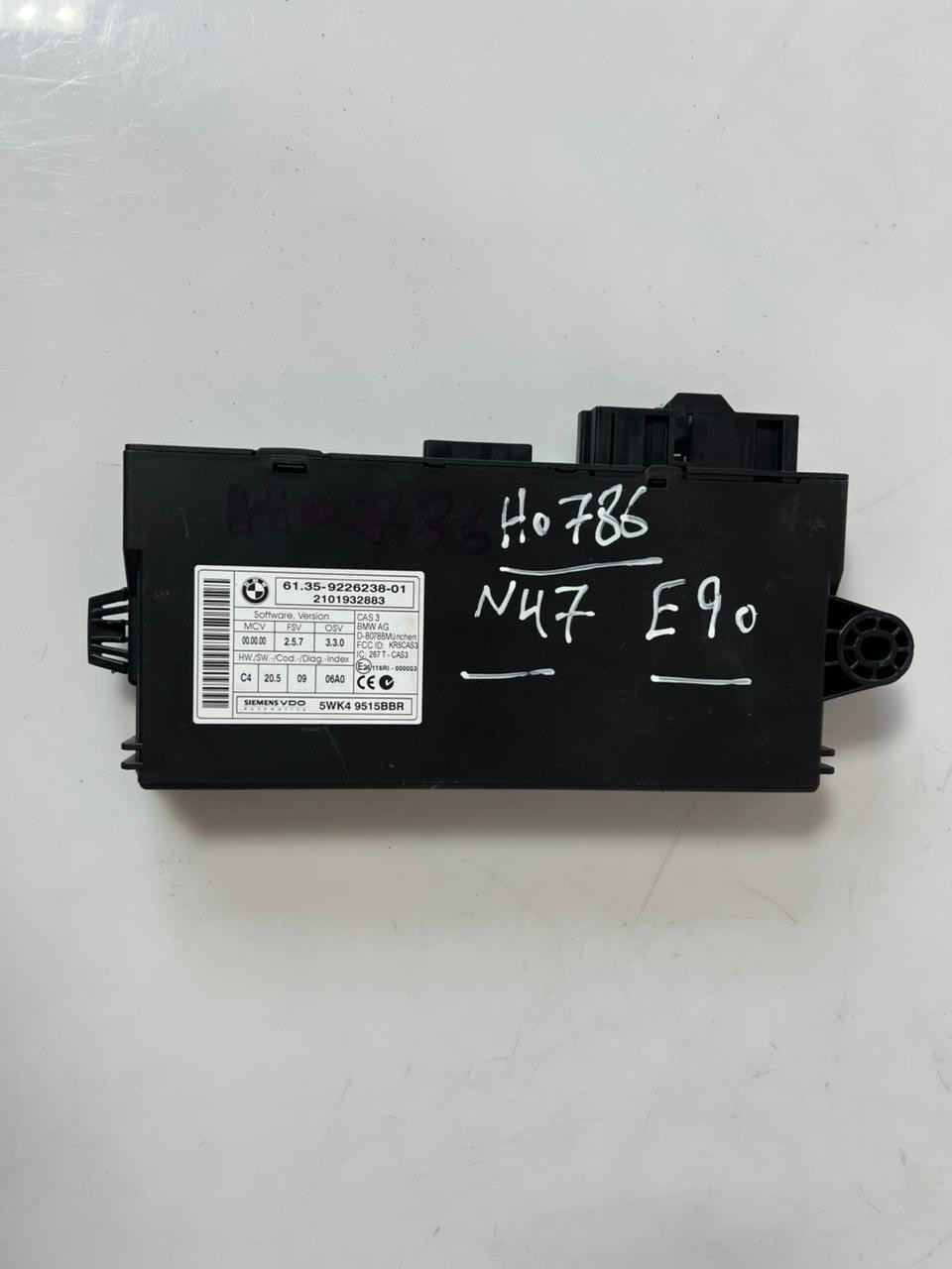 BMW E90 N47 Engine Control Unit ECU COMPLETE SET DDE + CAS3 AG+ 1KEY 8512291