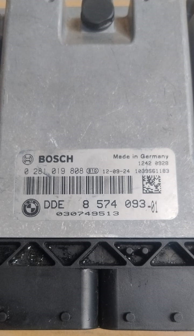 BMW 1 Series F20 F21 2012 2.0 Diesel Engine Control Module ECU Unit 8574093 OEM