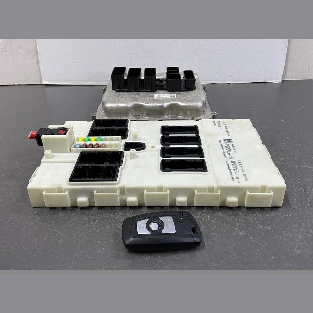 OEM BMW 320i 2014 F30 F34 N20 ENGINE CONTROL UNIT ECU KIT DME 8626172