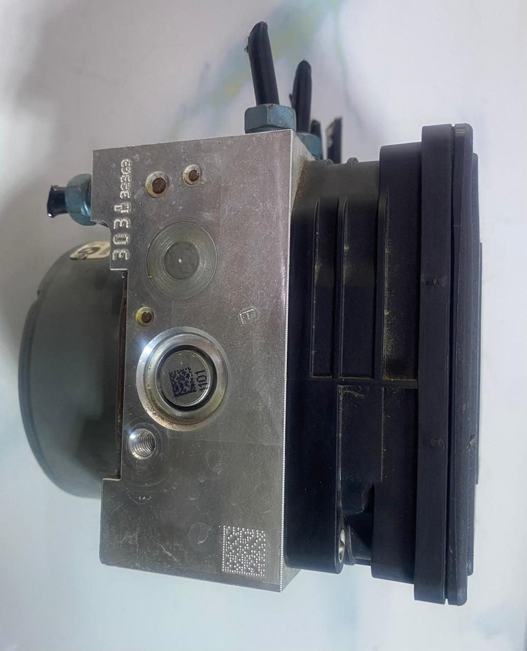 2014 BMW 428i xDrive Abs Pump Control Unit Module 6868319
