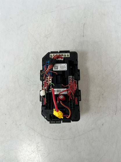 2014-2018 BMW F30 320i 328i 335i 330i Front Power Distribution Fuse Box 9337879