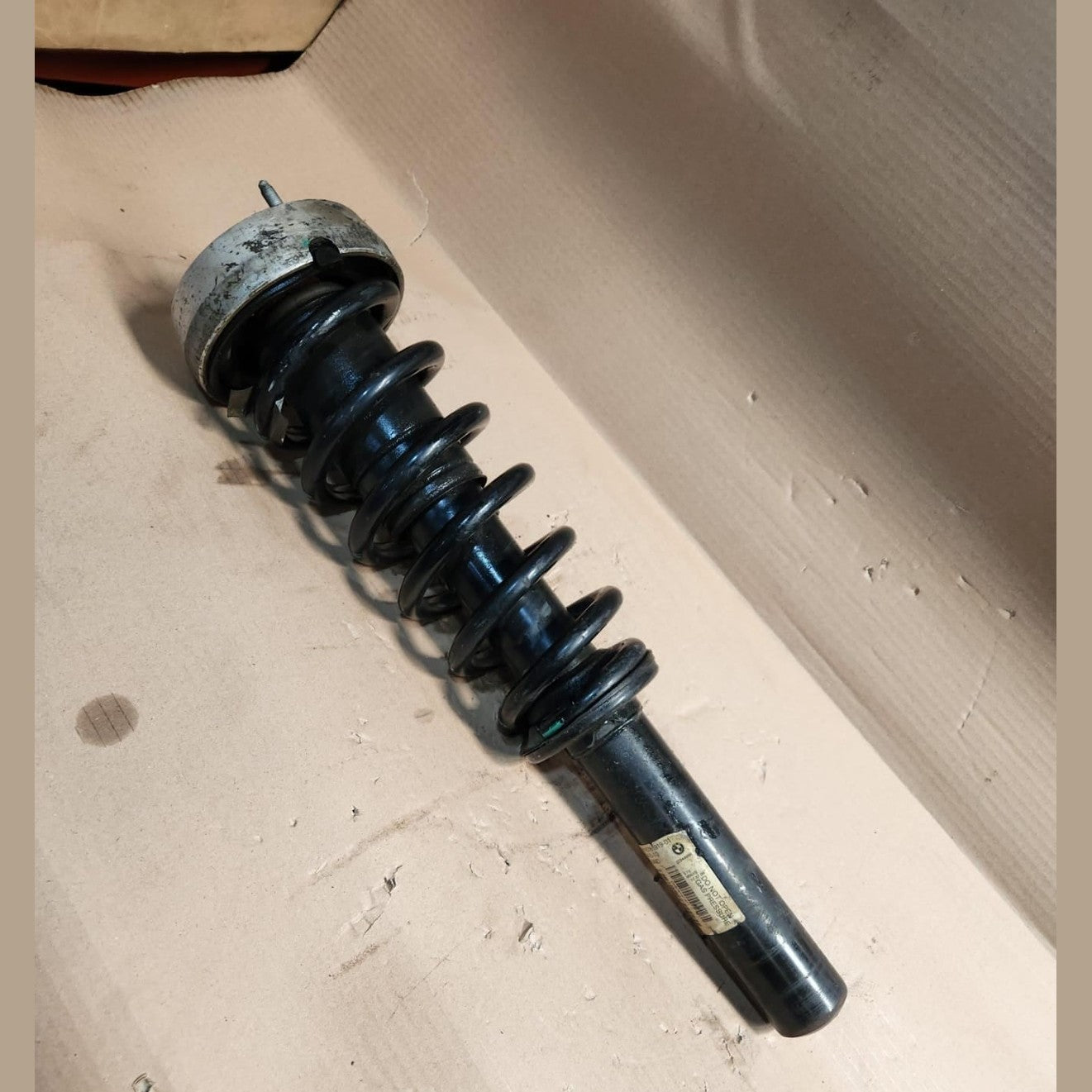 2007-2010 BMW X5 Shock Absorber 6781919 X5 E70 3.0si models